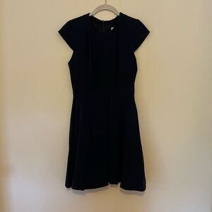 Deep green dress from Of/Mercer, size 4. Perfect for RTO or rehearsal dinners